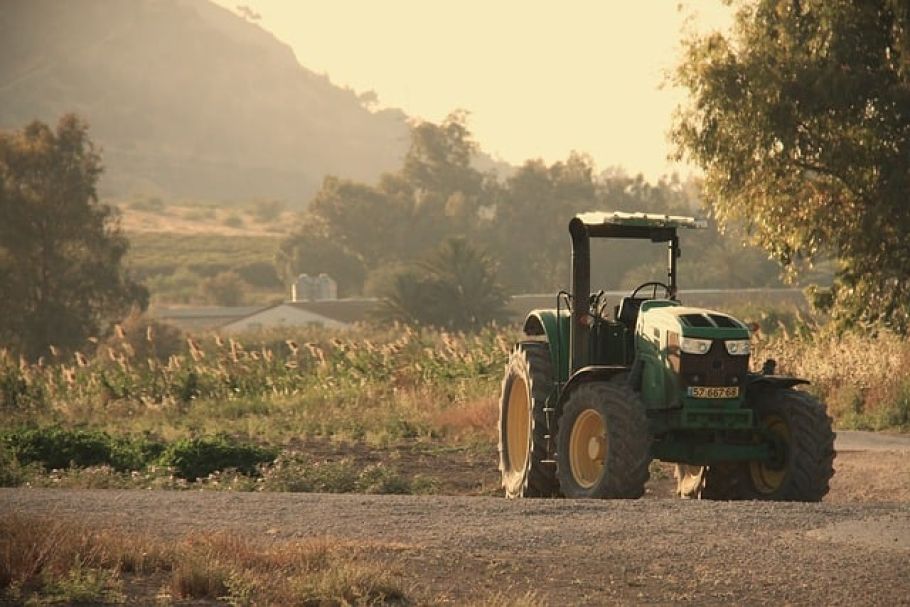 Traktoren-Konvoi nach Wien: Landwirte protestieren gegen Bürokratie und wirtschaftliche Unsicherheit - tractor protest vienna
