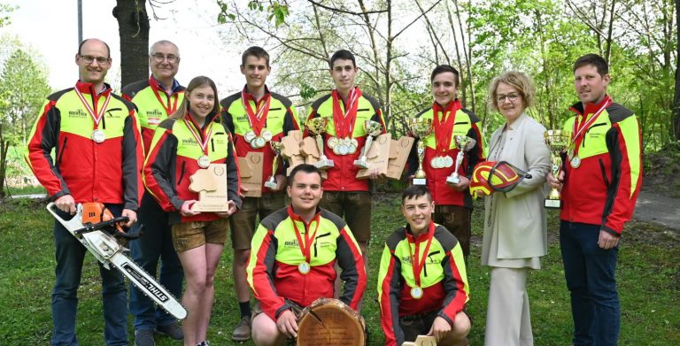 Bergbauernschule Hohenlehen siegt bei Alpe-Adria-Waldolympiade