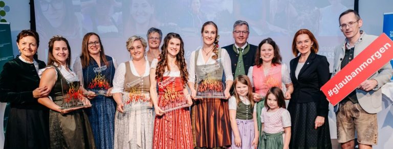 Steirische Hofheldinnen gewählt