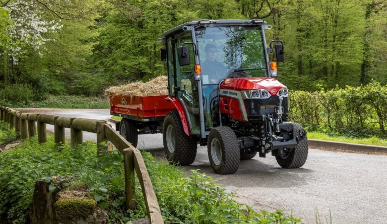 Massey Ferguson: Neo-Retro-Design trifft auf moderne Technik