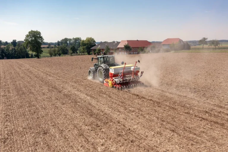 Pöttinger feiert 25 Jahre Sätechnik