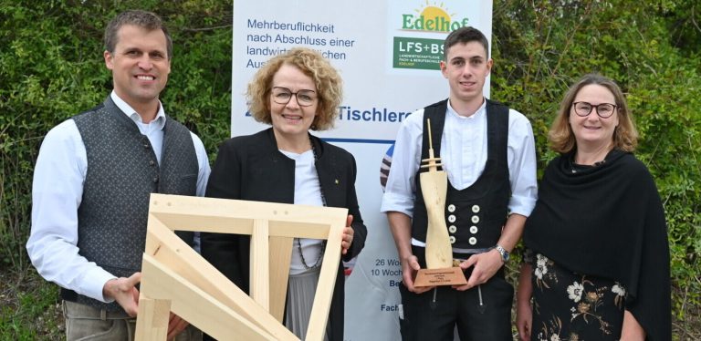 LFS Edelhof stellt besten Zimmerer-Lehrling Österreichs
