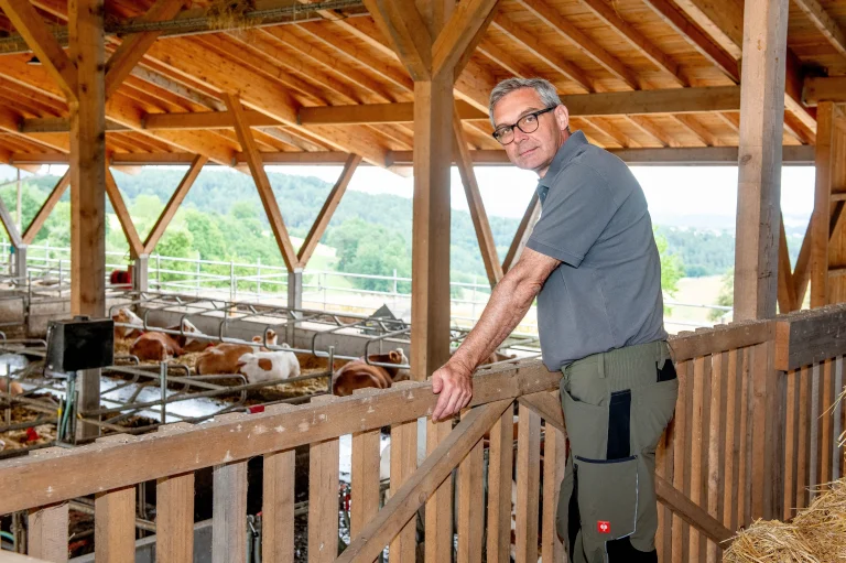Bäuerinnen und Bauern im Einsatz für Tierwohl und Versorgungssicherheit