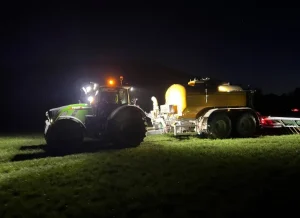 Landwirtschaftliches Praktikum Mai-Oktober 2027 Milchviehbetrieb und Ackerbau – Foto 3 von 9